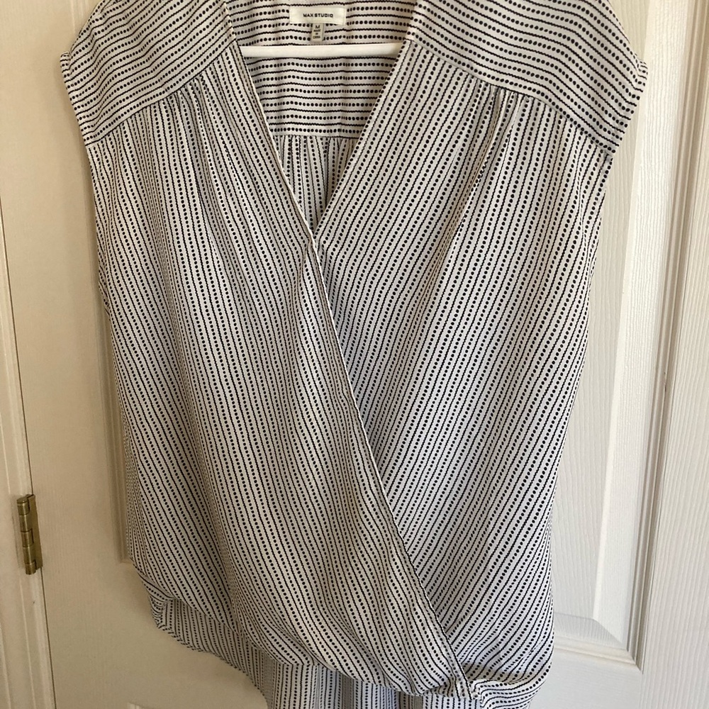 Max Studio black and cream printed blouse